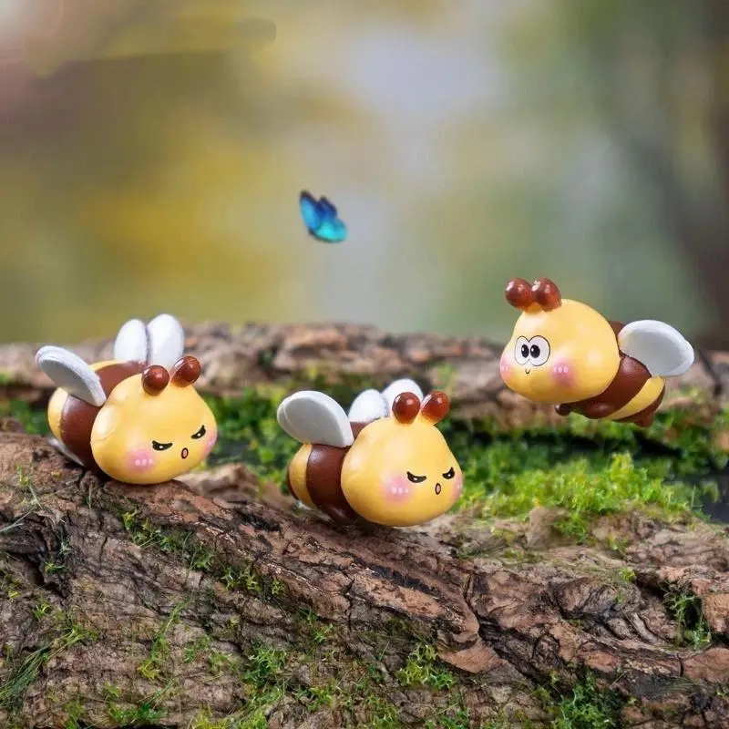 4Pcs Eco-friendly Material Mini Bee Car Decor Auto Rearview Mirror Dashboard Interior Ornaments for Drivers