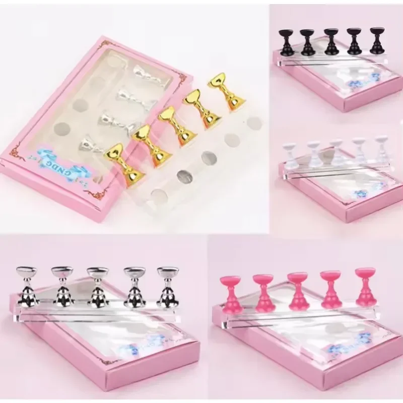 Magnetic Nail Holder False Nail Tip Practice Stand Crystal Base Holder Nail Art Display for Art Salon DIY & Practice 5pcs/Set