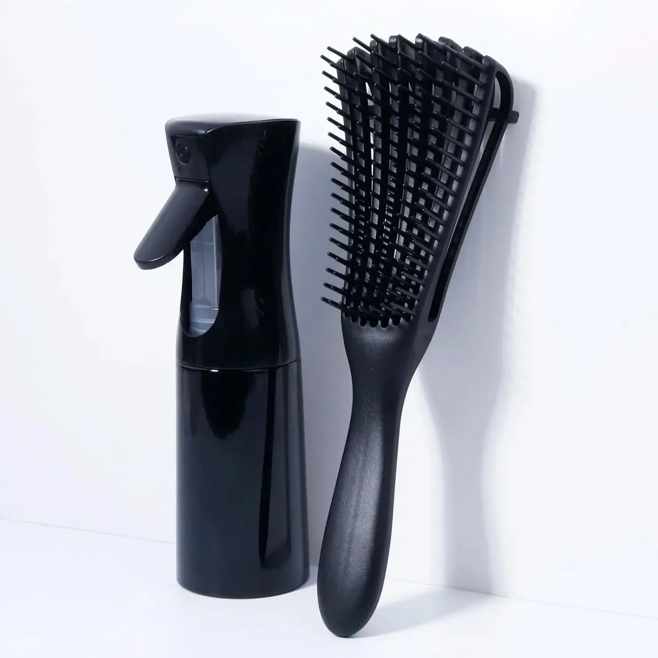 

2pcs curly hair exfoliating brush and ultra-fine water mist spray，Afro Textured 3a to 4c Kinky Wavy, Special for real hair wigs