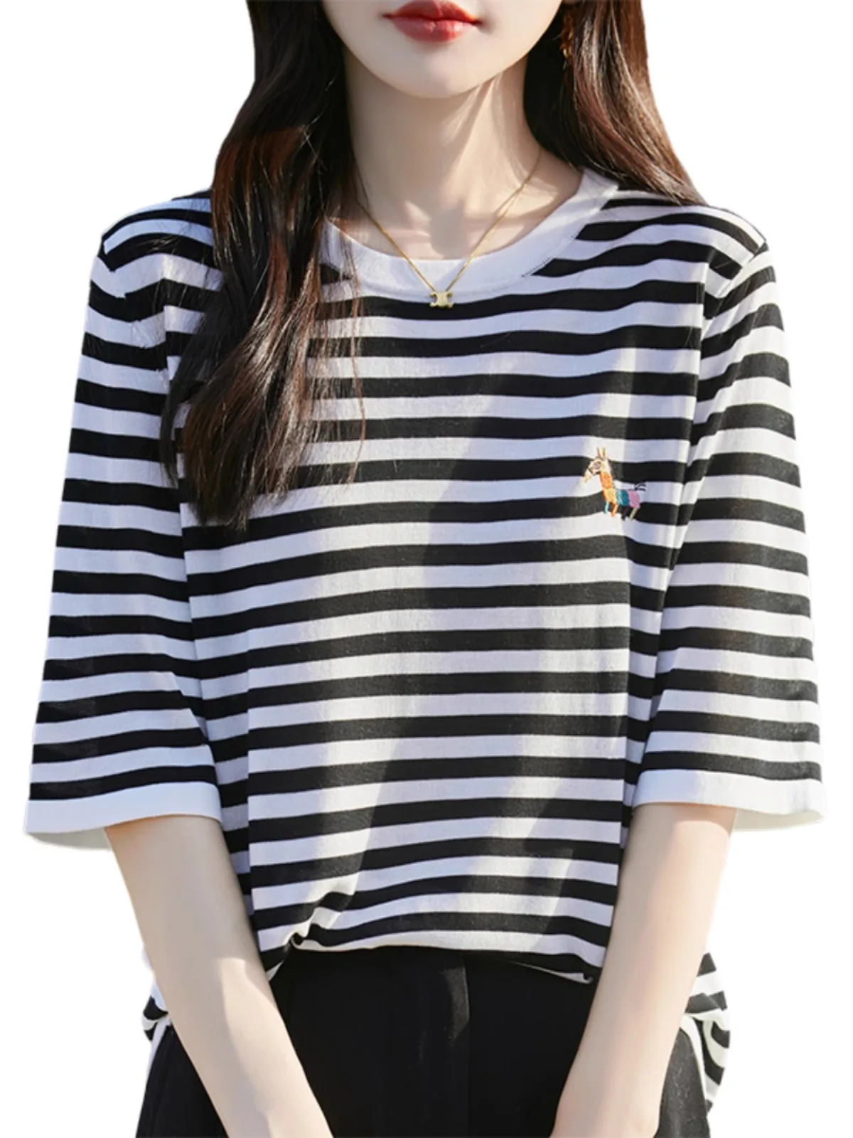 Foreign style embroidery knitting short sleeve women's thin top black and white striped cotton thread T-shirt with loose summer