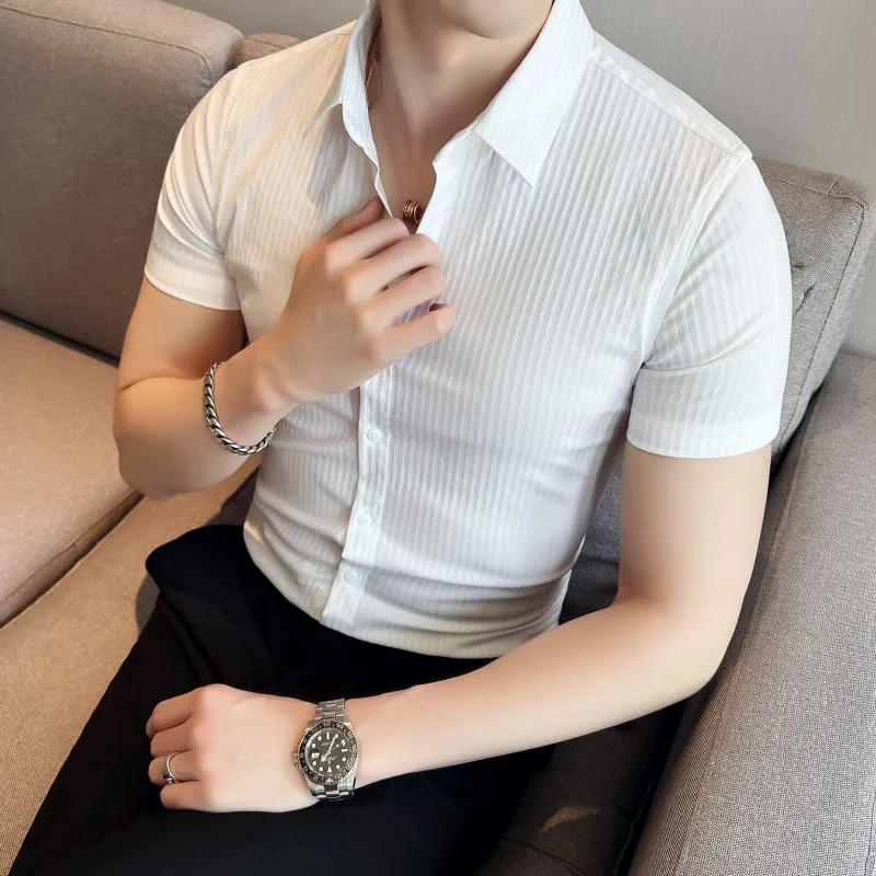 New Men\'s Fashion Gentleman Korean Version Business Stripes Slim-fit Wedding Casual Work Trend British Style Short-sleeved Shirt