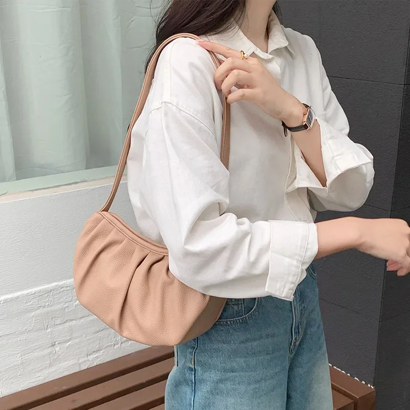 Fashionable women's designer simple one shoulder underarm small square bag casual and versatile commuting carrying crossbody bag