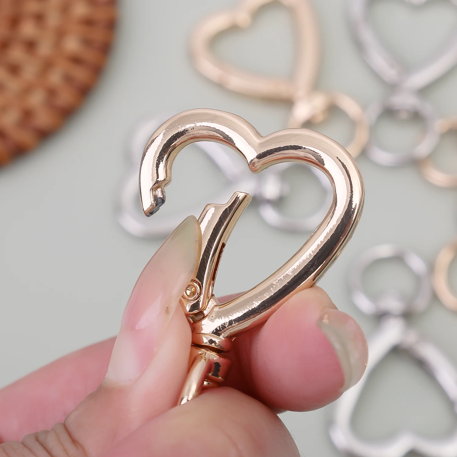 Heart Spring Gate Key Rings Openable Keychain DIY Bag Strap Dog Chain Buckles Snap Closure Clip Trigger Snap Hooks Accessories