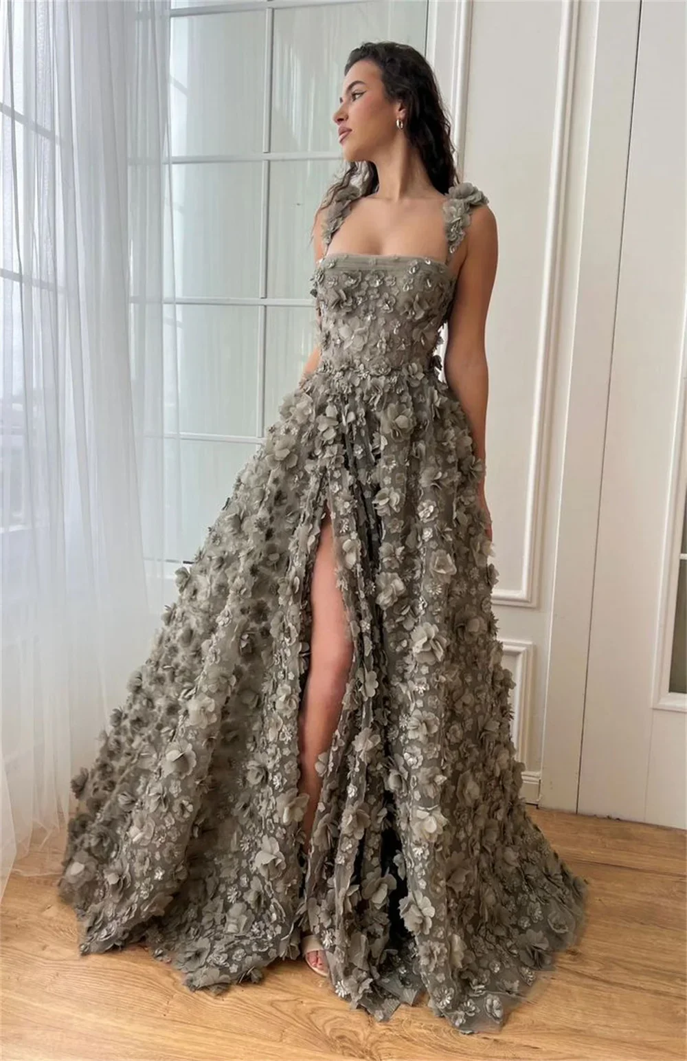 Customized Exquisite Fashion Classic Organza Applique Pattern Ball Square Neck Long Dresses Prom Dresses Modern Style Formal Sex