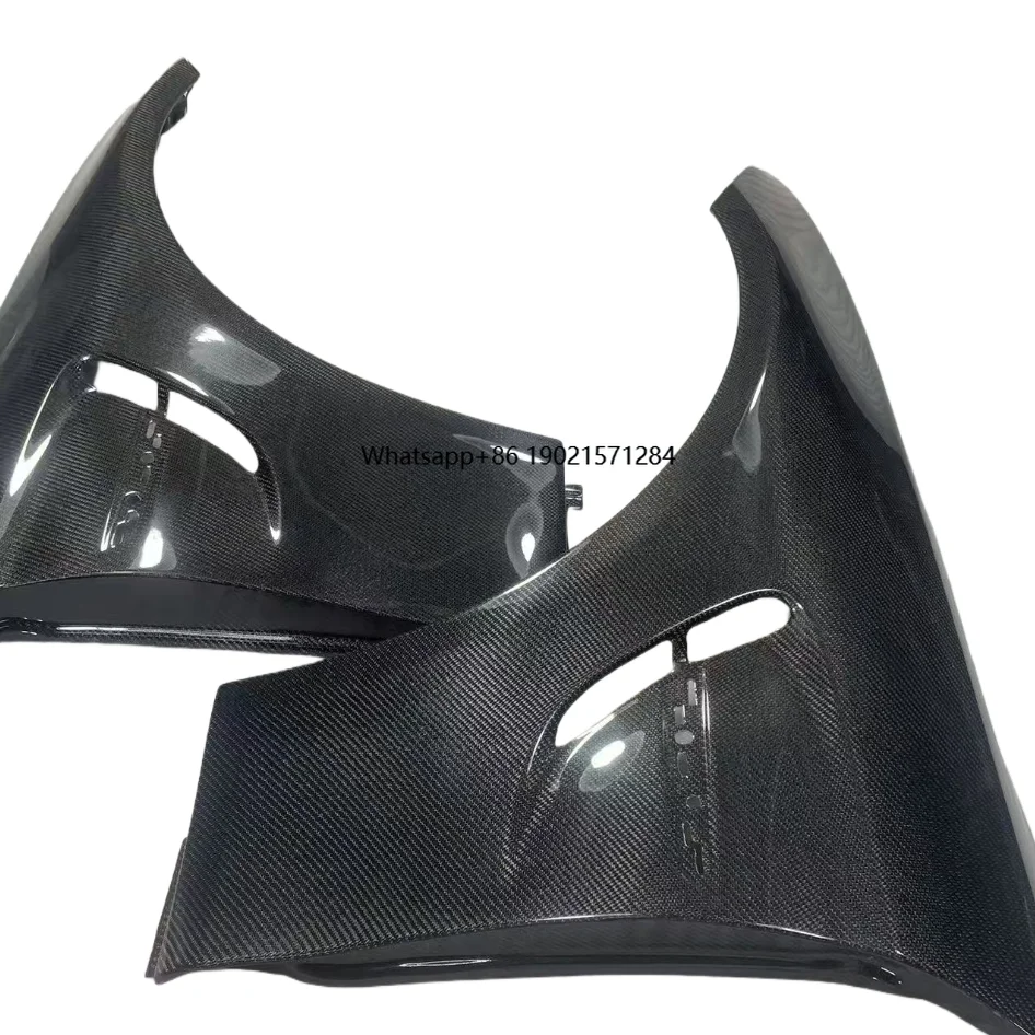 For 3 Series F80/M3 & F82/M4 Carbon Fiber Front Vented Fenders Auto Parts for Car Manufacturing Fit Model Customized