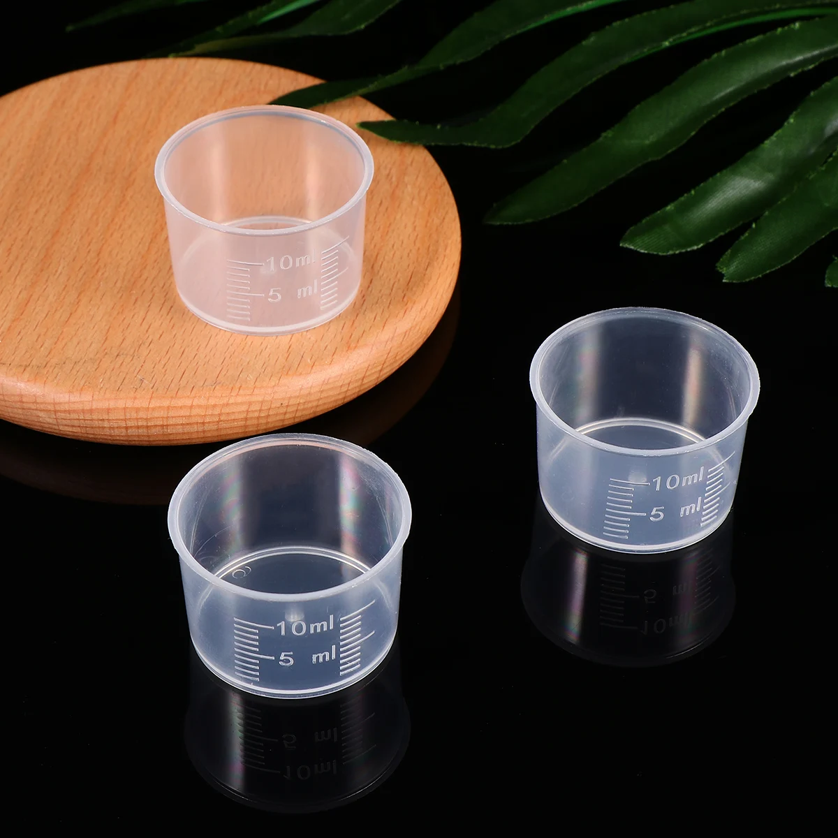 

100pcs 10ml Disposable Measuring Cups Thickened Clear Plastic Liquid Volumetric Measurement Cups for Epoxy Resin Silicone Mold