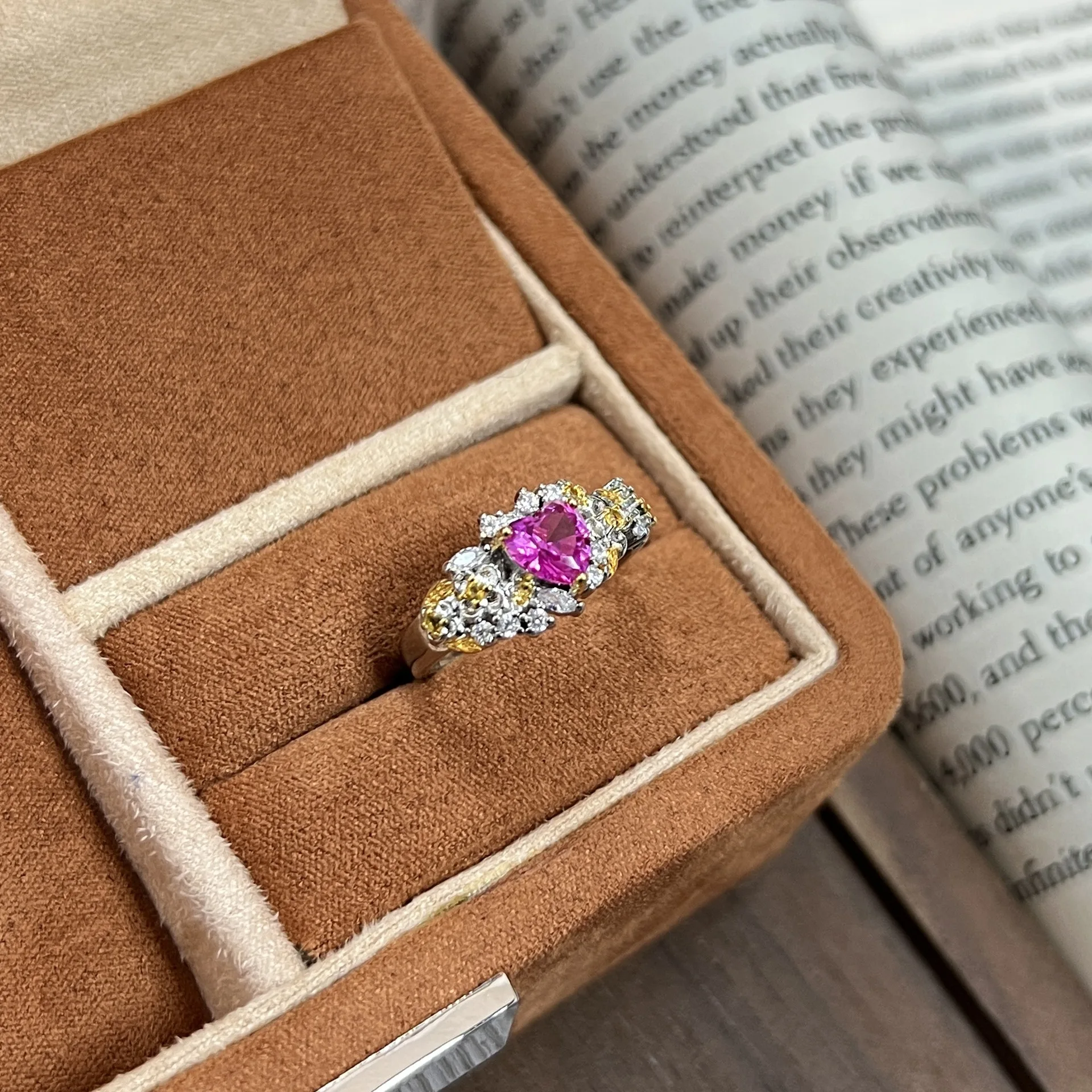 

Luxury 14K Gold Filled Heart Cut Ruby Ring For Bridal Pink Tourmaline Full Diamond Finger Band High Jewelry Replica Freeshipping