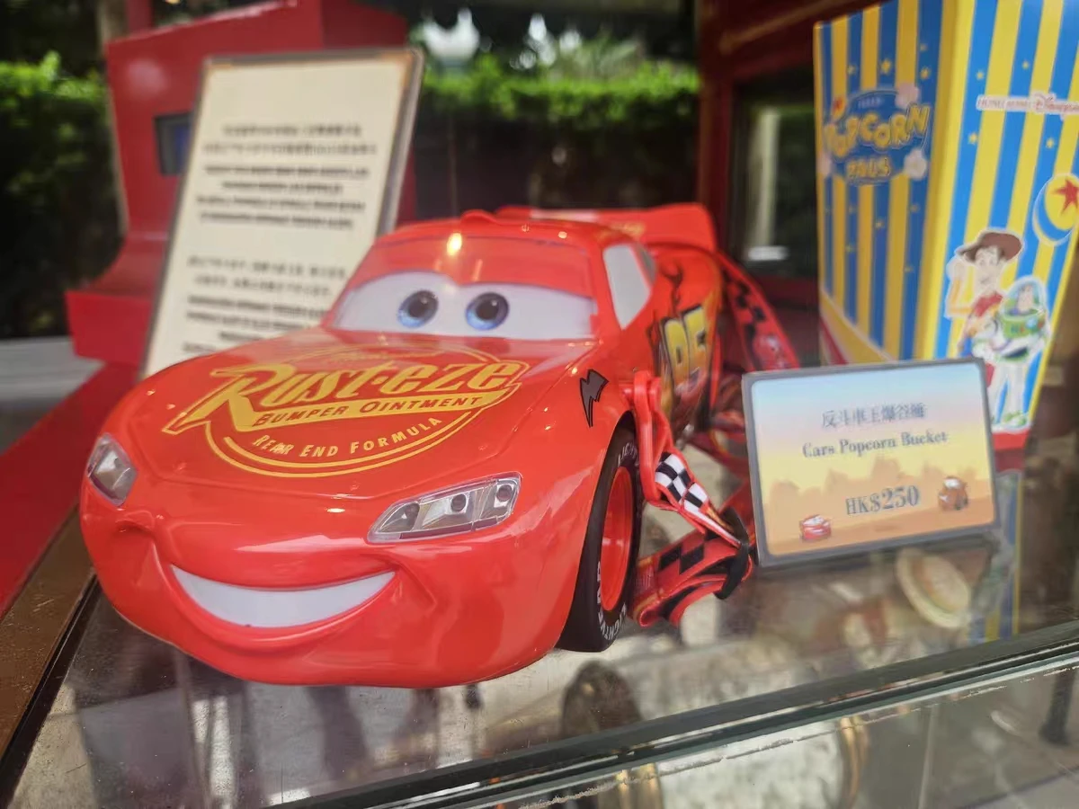 

Original HK Disneyland Exclusive Lightning McQueen Popcorn Bucket Cars Rust-eze 95 Toy Storage with Strap