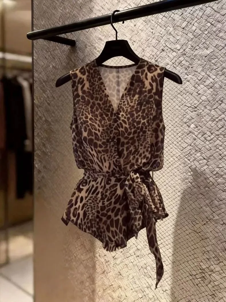 

Retro Leopard Print Sleeveless Chiffon Shirt Women's Summer Design Sensation Small Audience Waist Cinching Slimming Top
