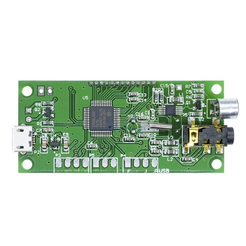 Frequency Modulation FM Transmitter For Car Audio LCD Display Low Power Consumption Minimal Noise Interference