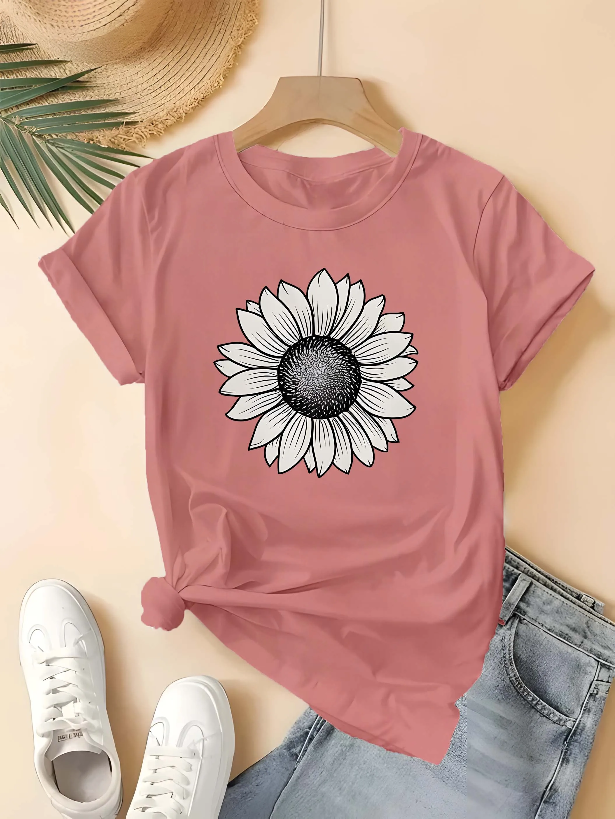 

Женская элегантная модная футболка больших размеров с рисунком подсолнечника и минималистичным цветочным мотивом для шикарных повседневных нарядов