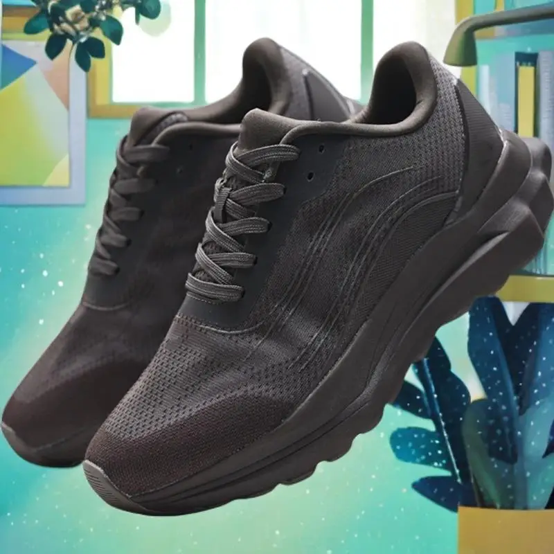 

FallCushioned breathable sports shoes, tech midsole, good for sports