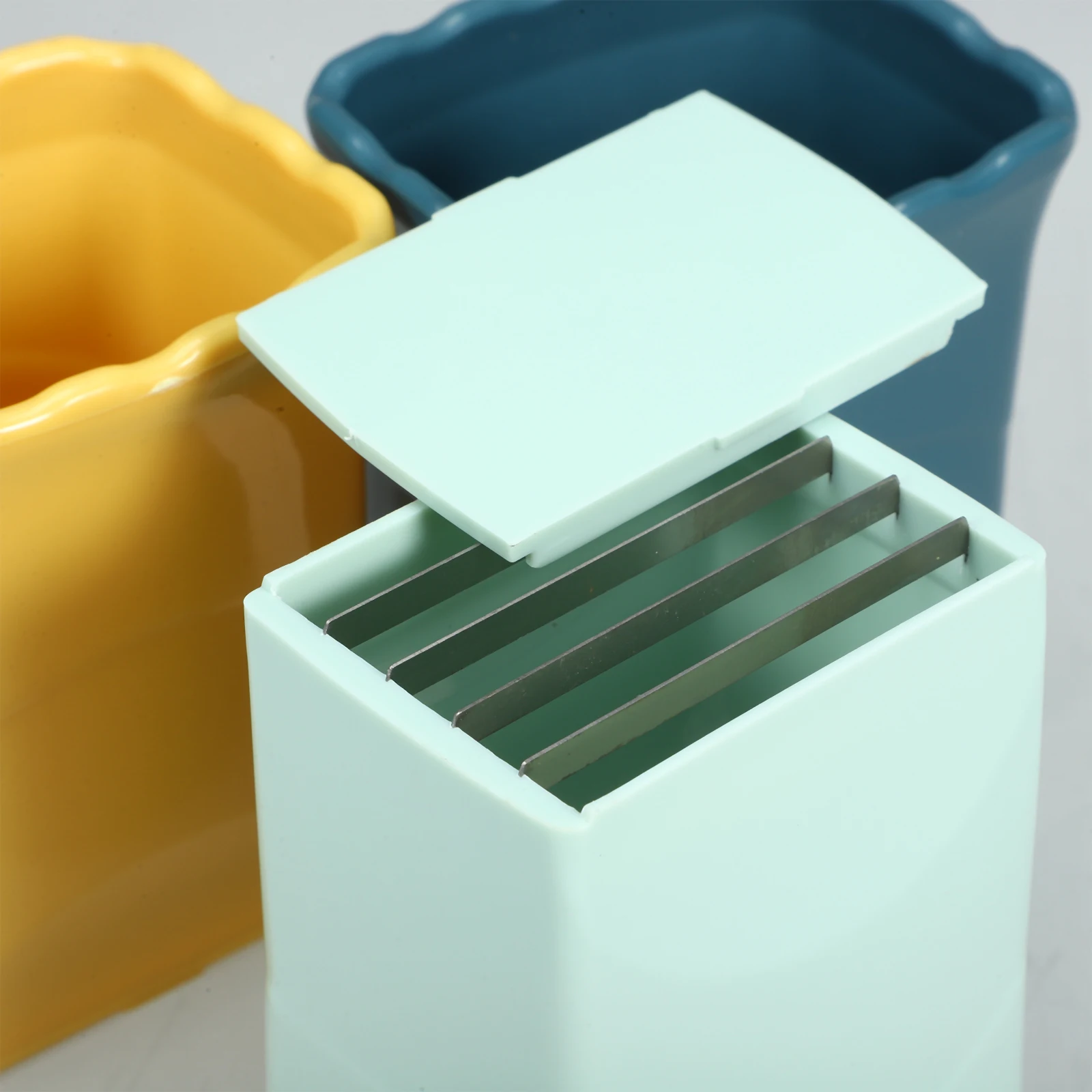 

Fruit Slicer Tool Multi-functional Vegetable Portable Potato Slicer Hand Press Kitchen Gadget For Carrot Onion Apple