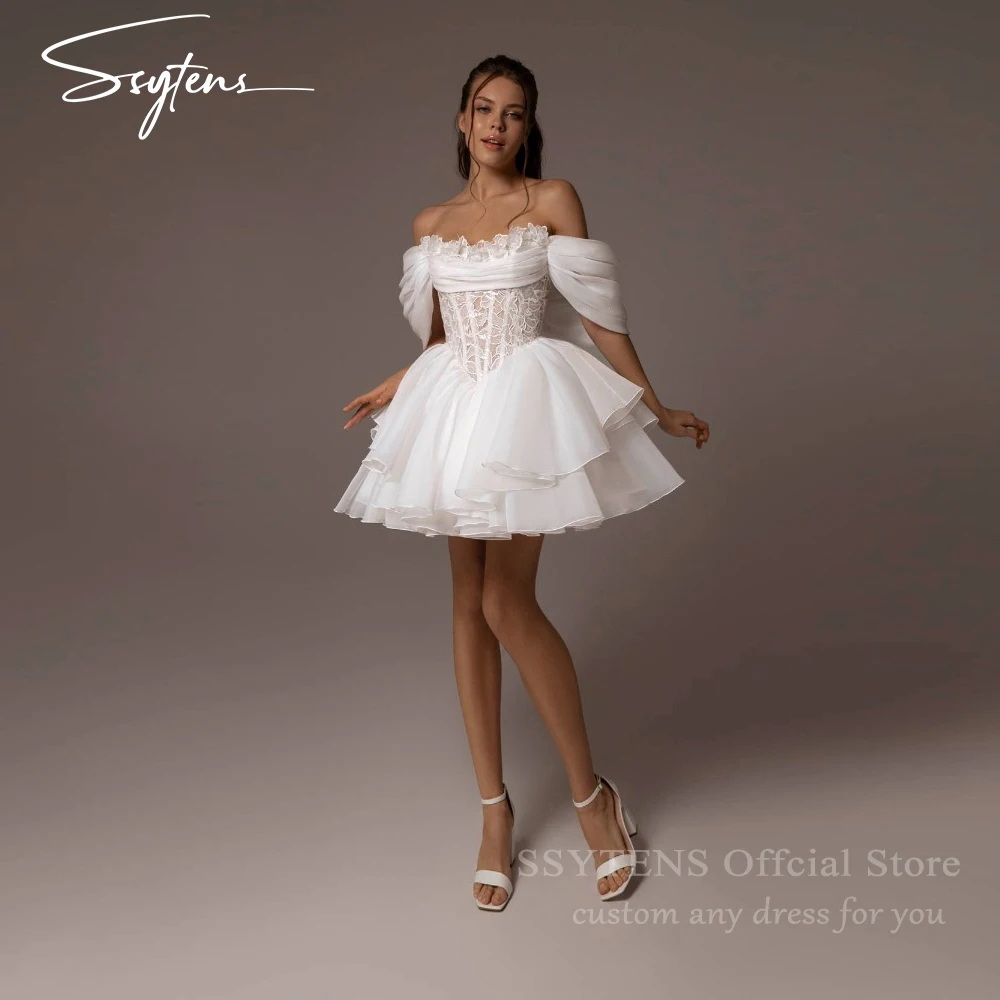 Ssytens chique mini vestidos de casamento babados vestidos de noiva em camadas organza fora do ombro branco uma linha robes de celebridade personalizado