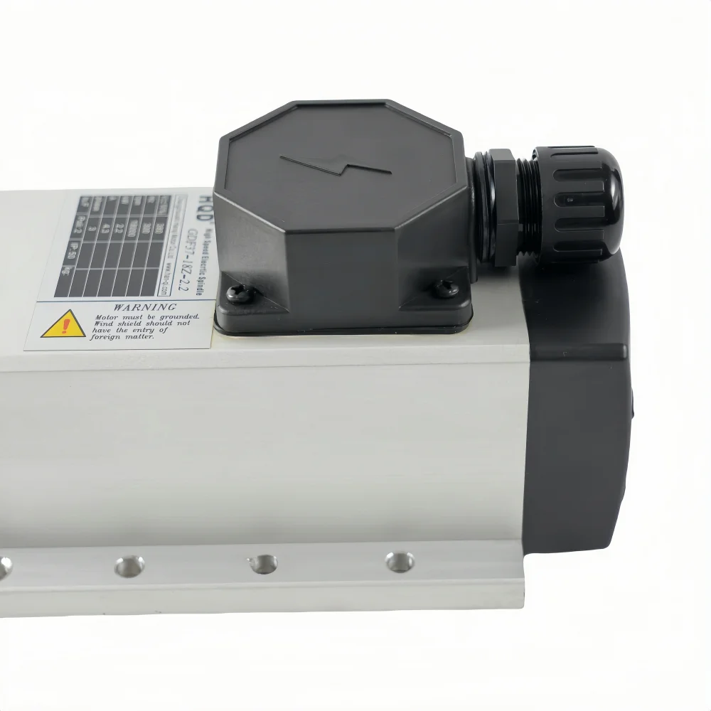 GDF37-18Z/2.2 ER20 18000rpm Motor de husillo de enfriamiento de aire de forma cuadrada 2.2KW Nueva condición para fresado de madera
