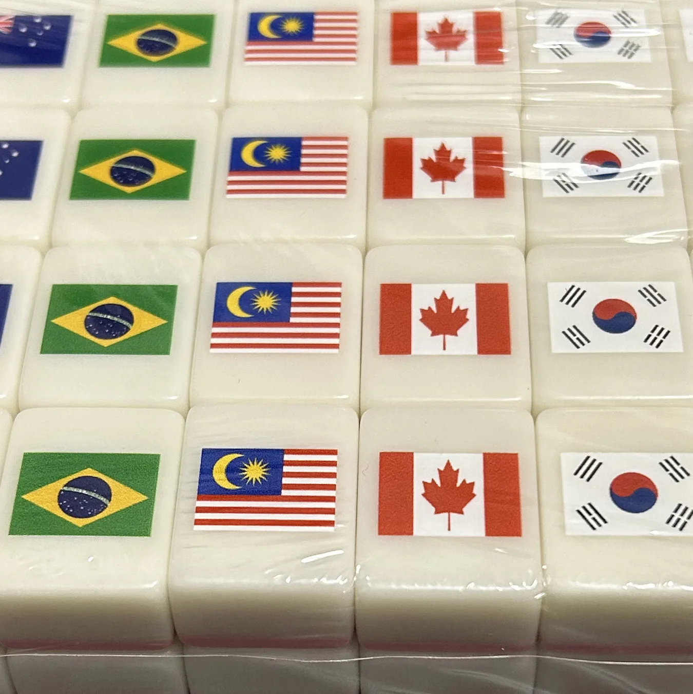 64 Blocks Tiktok Seaside Escape Mahjong Tile Game with Pattern of Flag Ball 1/2 Players Funny Parent Child Party Game Toy Gift ﻿