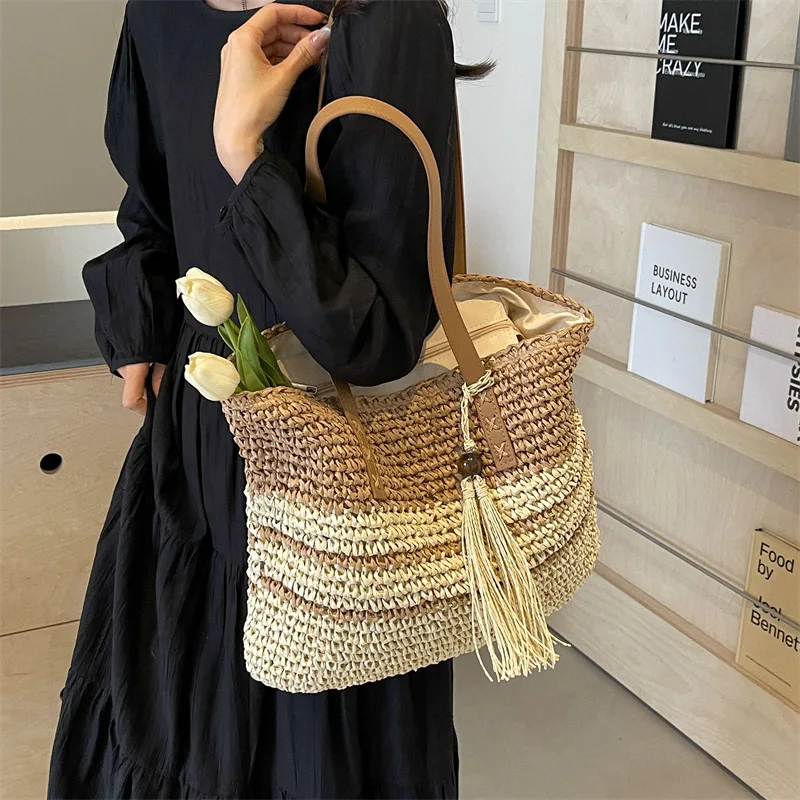 Повседневная полосатая Соломенная Сумка-тоут с кисточками, бумажные плетеные женские сумки на плечо, летняя пляжная сумка ручной работы большой емкости