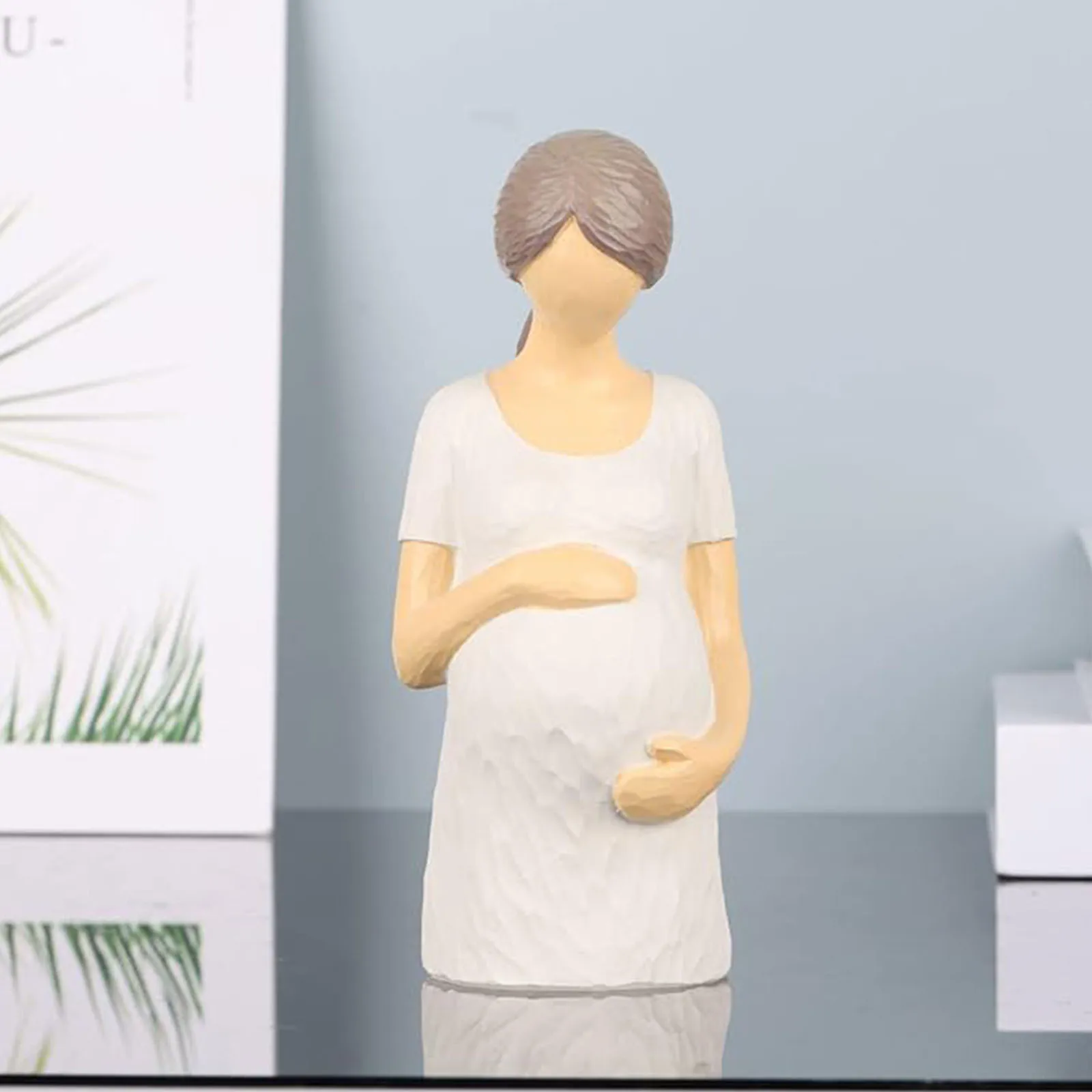 Resin Hand-Painted Pregnant Mom Figurine one Copy Pregnant Wife Gifts Expectant Mother Statue 7.7