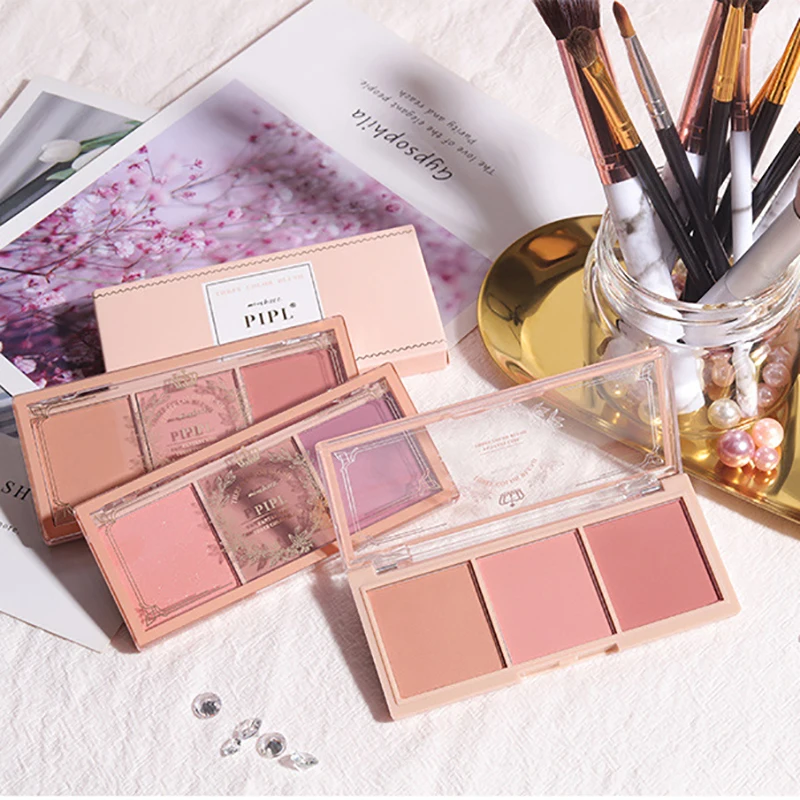 Blush a tre colori Resa cromatica naturale Polvere delicata non volante Trucco viso naturale Matte Peach Rouge Contour Shadow Palette