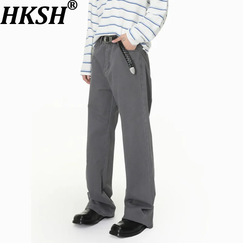 

Мужские джинсы HKSH: Новинка весенней коллекции, корейский стиль, базовые, простые, повседневные, универсальные, слегка расклешенные, облегающие, из драпированного денима с эффектом потертости HK21689