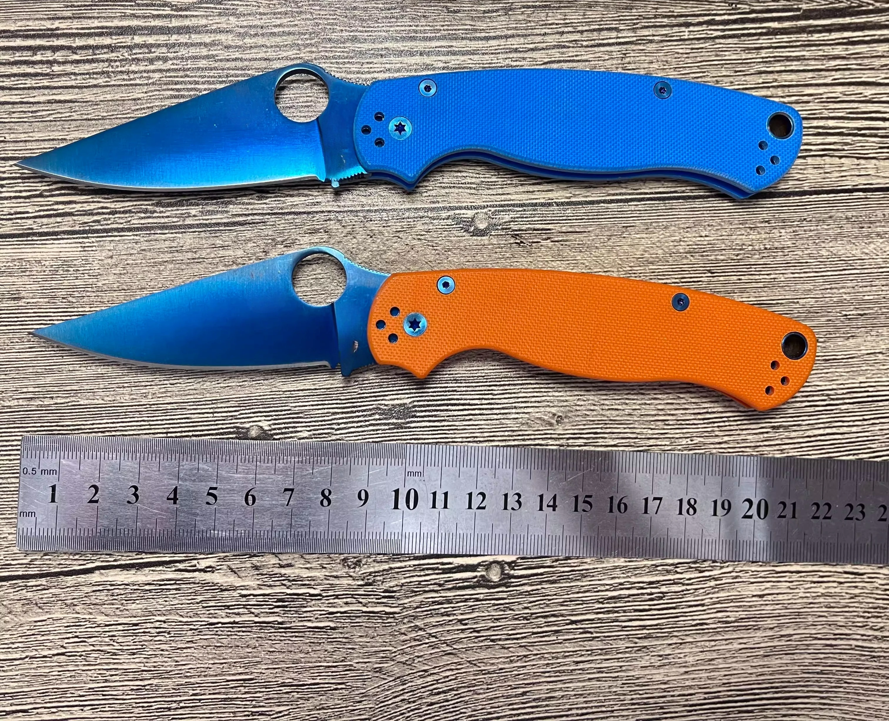 

Orphan color steel C81 folding knife outdoor multi-functional knife