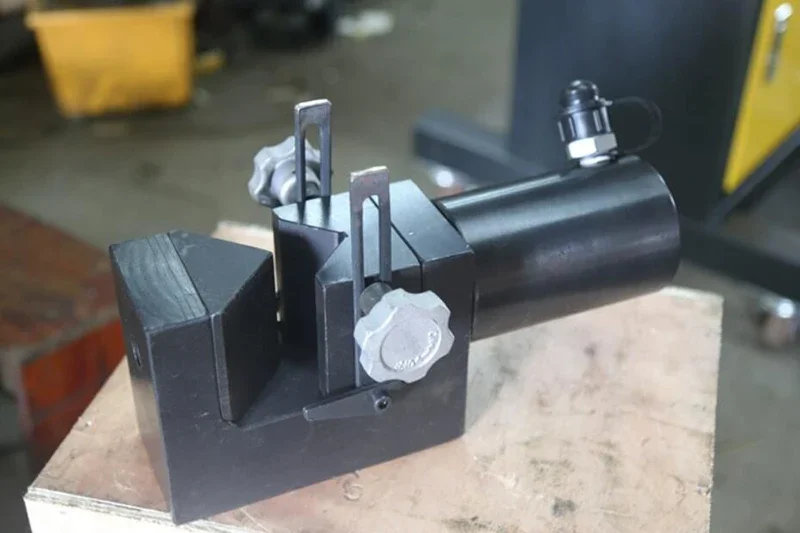 ZJ-75 Electric Hydraulic Angle Steel 90 ° Bending machine Angle Iron 90 ° Bender