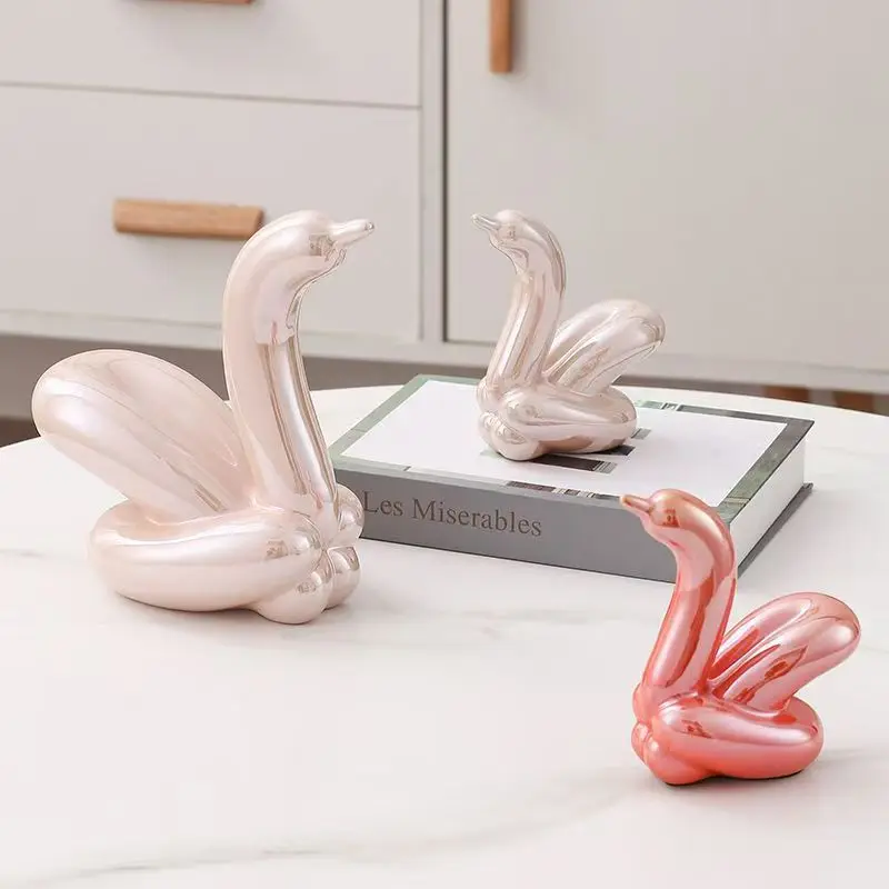 13.4cm Mini Creative Balloon Swan Abstract Ceramic Ornament Sculpture Study Room Statue Home Office Accessories Decoration Gift