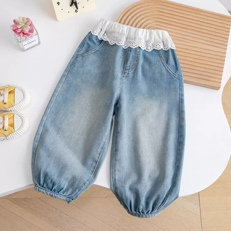 

2026 Baby Girls Lace Splicing Jeans Autumn New Children's Loose Denim Trousers Baby Fashion High Waist Haren Pants 2-6 Years Old