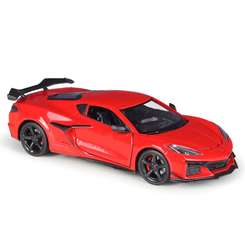New Product 1/24 Chevrolet 2023 Corvette Z06 Sports Car Simulation Alloy Car Model Scene Matching Car Model Toy Gift Collection view 3