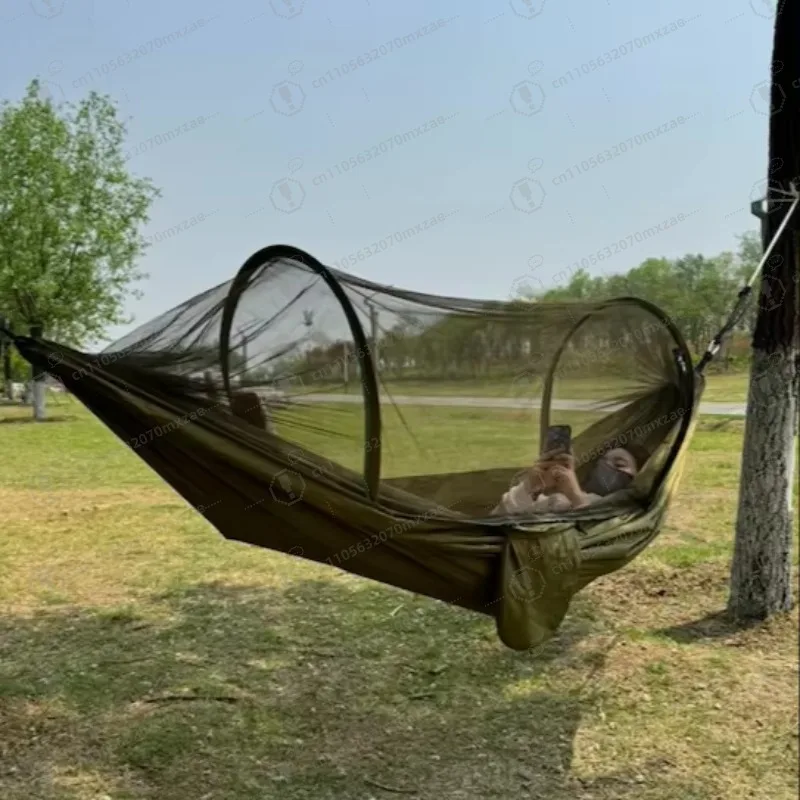 

Essential for outdoor camping: waterproof quick-opening tent + mosquito-proof nylon hammock + durable swing mosquito net