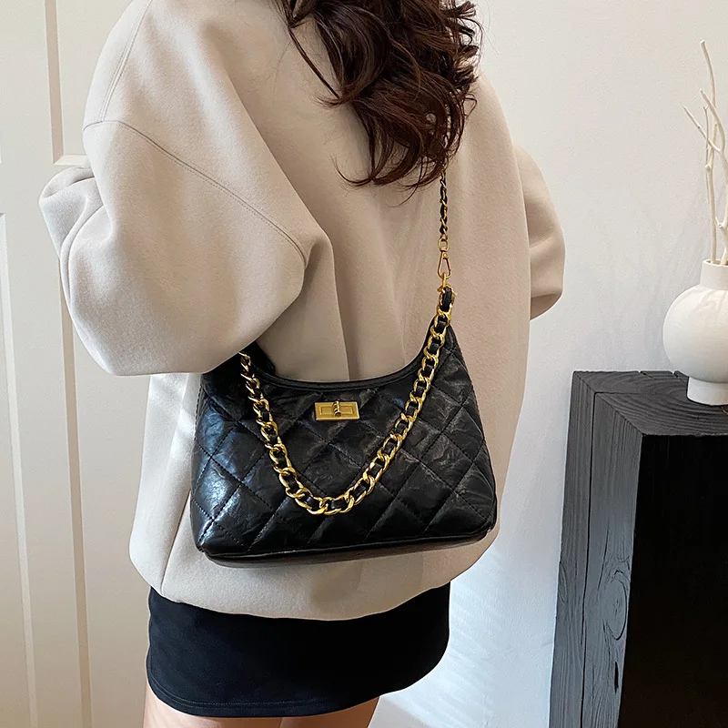 

2025 PU Vintage Quilted Chain Strap Tote Bag Crossbody Shoulder Purse for Women, Spacious Essentials with Retro Elegance