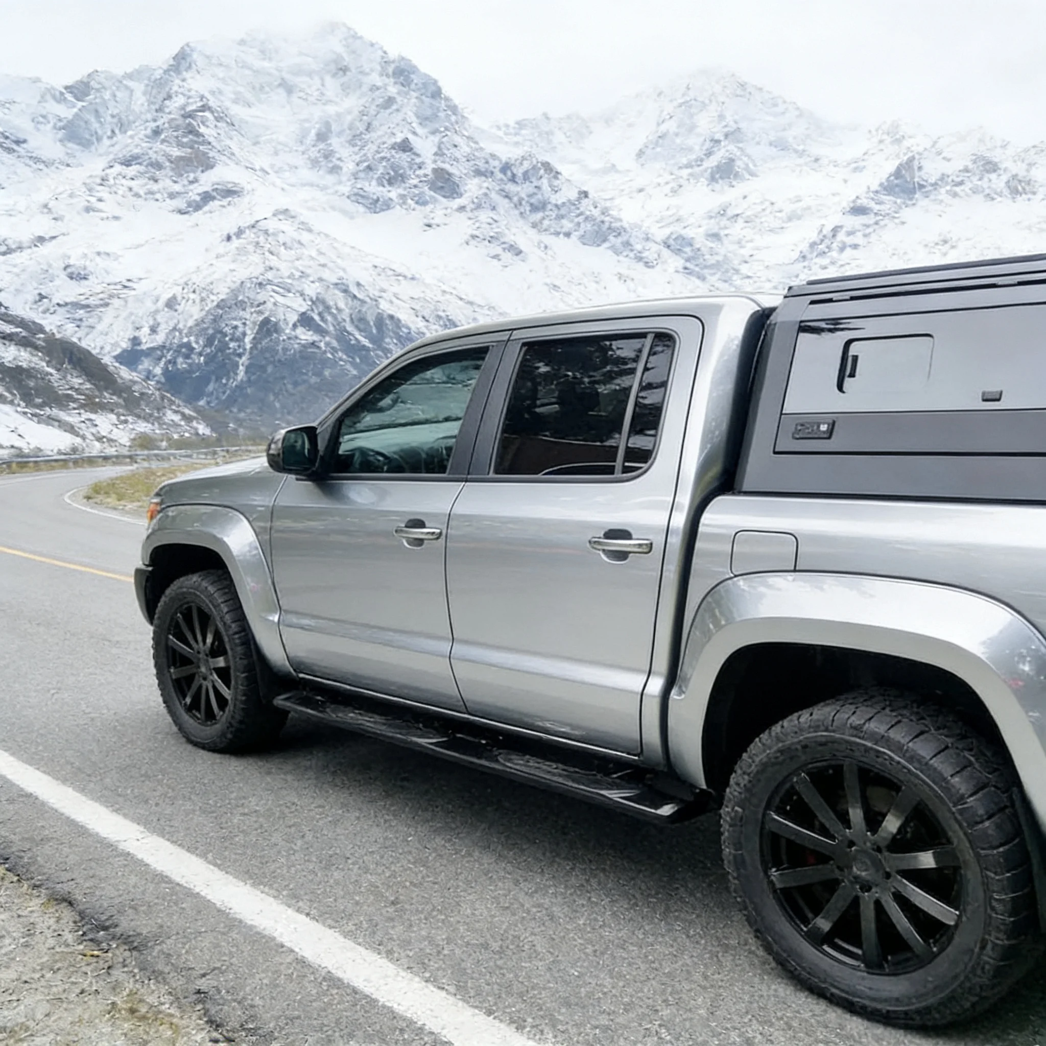 High Quality Aluminum Sports Canopy for Amarok 2010+ Glass Window Key Lock Waterproof Dustproof No Drill 2-Year Warranty