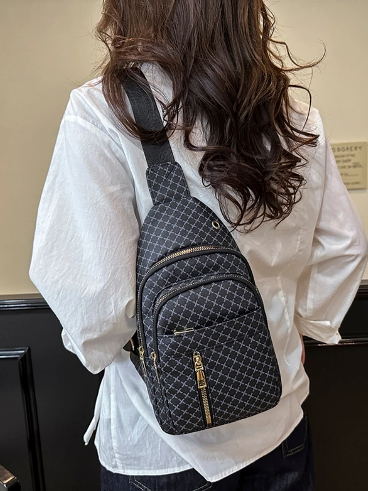 bolsa-de-peito-xadrez-faionable-ex-para-viagens-ao-ar-livre-bolsa-crossbody-de-ombro-unico-leve-luxo-2025-novo-sle-lazer-zip
