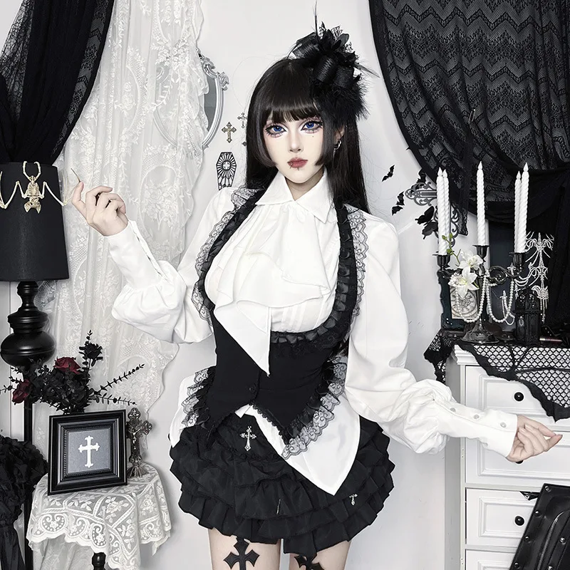 Goth Dark Vintage Halter Lace Trim Corset Top for Women Halloween Gothic Outfits Sleeveless Backless Cropped Tops Coat Halloween