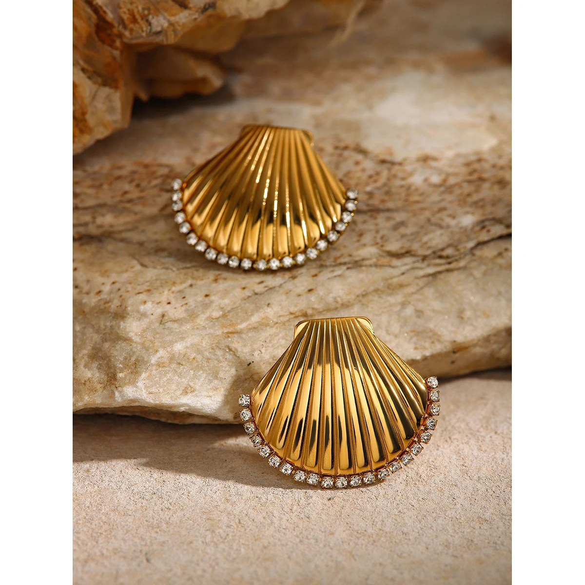 Jewelryposter New Trend 18K Gold Plated Stainless Steel Jewelry Shells Starfish Ocean Elements Beach Vacation Jewelry Set 2024