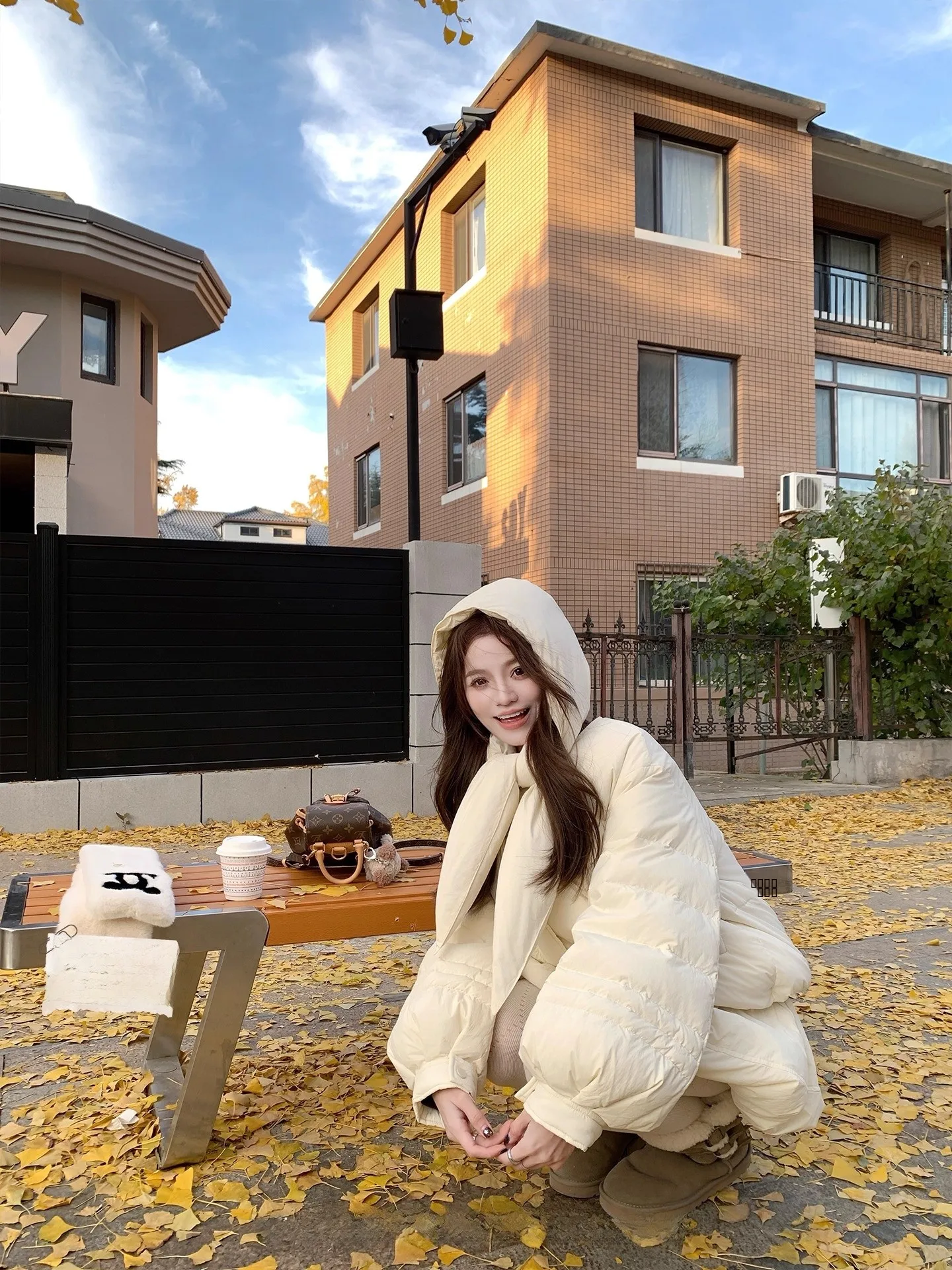 

FF BLUE 90 Новая женская зимняя модная куртка-пуховик с кроличьими ушками и юбкой-бутоном, белая, для повседневной носки