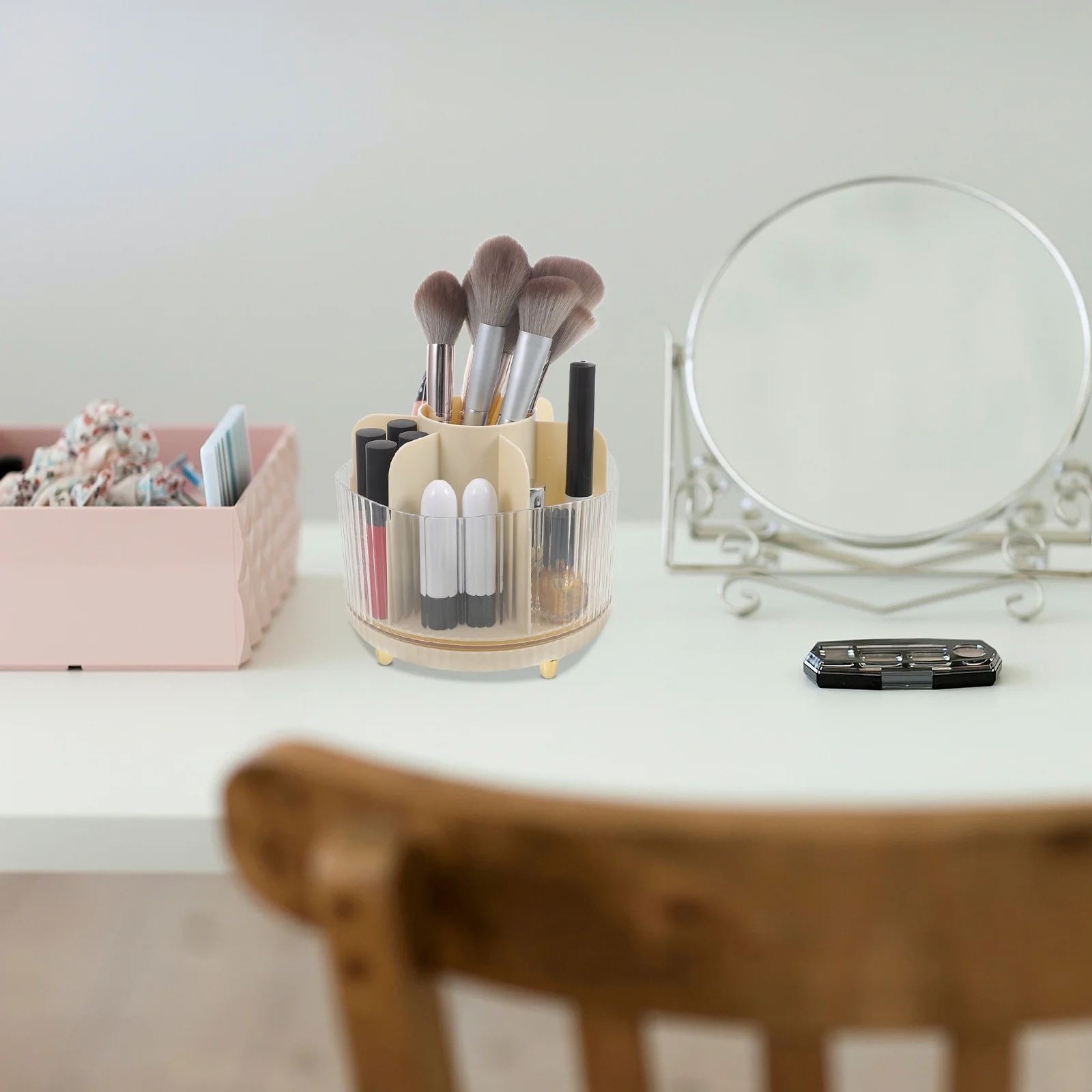 

Makeup Brush Holder 360 Degree Rotating Large Capacity Brush Bucket Practical Makeup Vanity Organizer Organizer