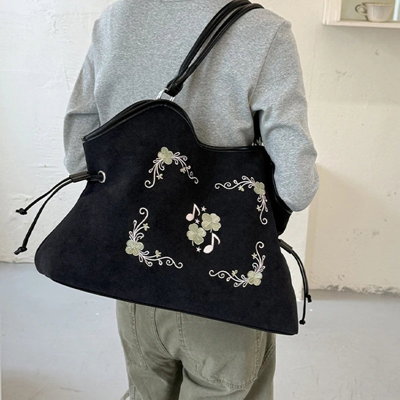 Koreanische Umhängetasche mit Kordelzug, ethnische Blumen- und Musiknoten-Stickerei, große Handtasche für Damen, Vintage-Handtasche für den Winter. – Detail 22