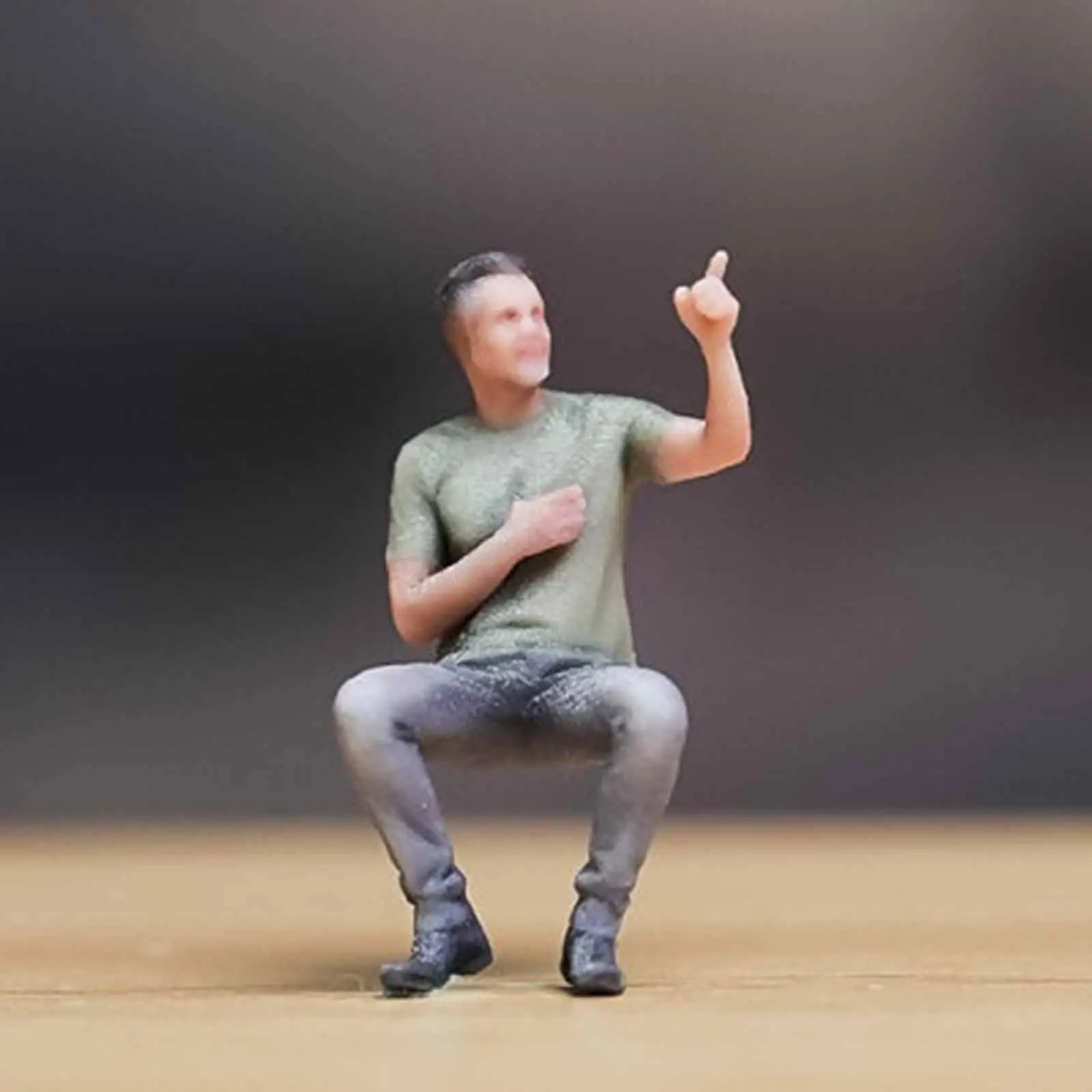 

1:64 Scale Miniature Sitting Male Figure,Sturdy,Simulation,Painted,Resin,Tiny People Figure,for Diorama Miniature Scene Decor