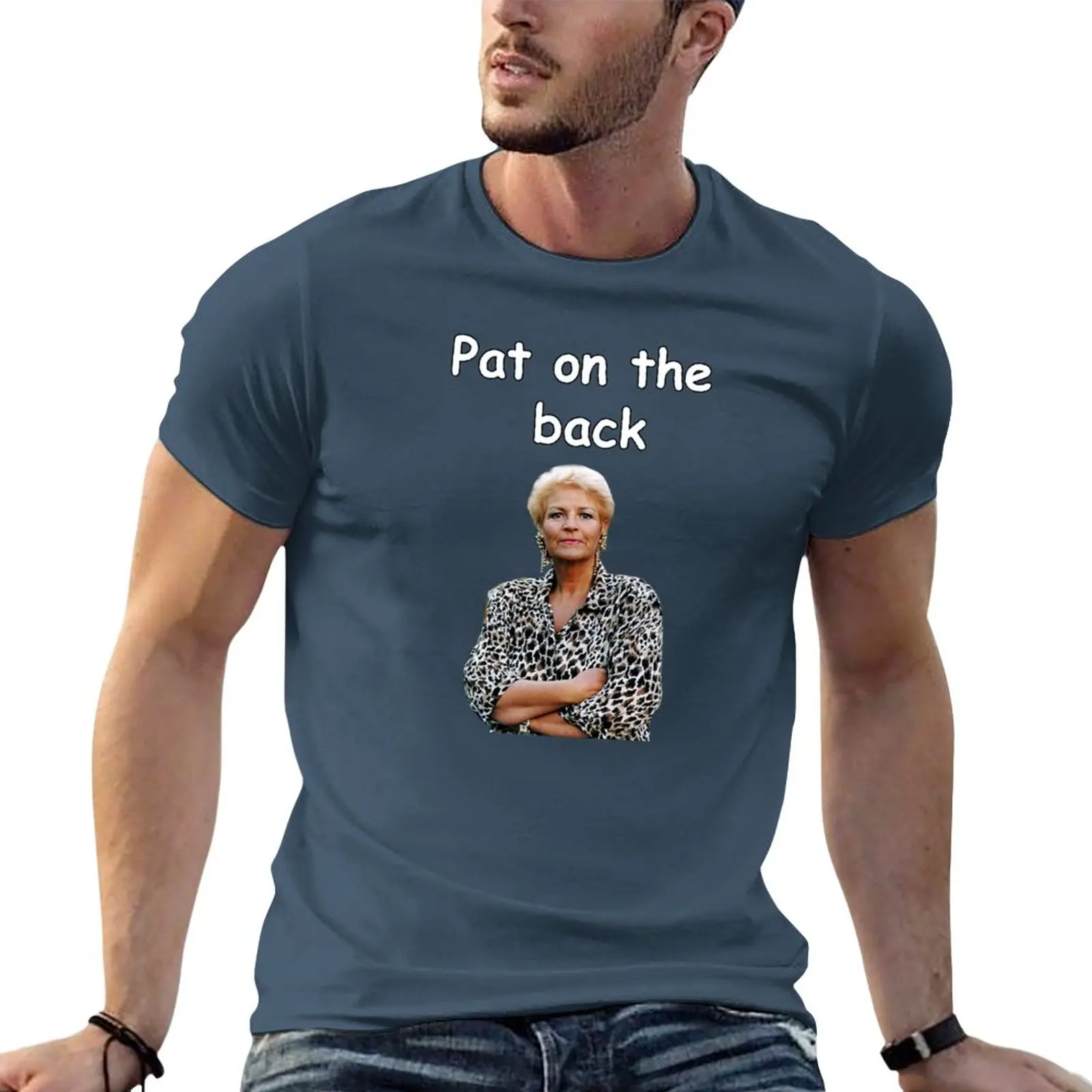 New Pat on the back - Eastenders T-Shirt Oversized t-shirt funny t shirt Short sleeve tee custom t shirt Men's t-shirt