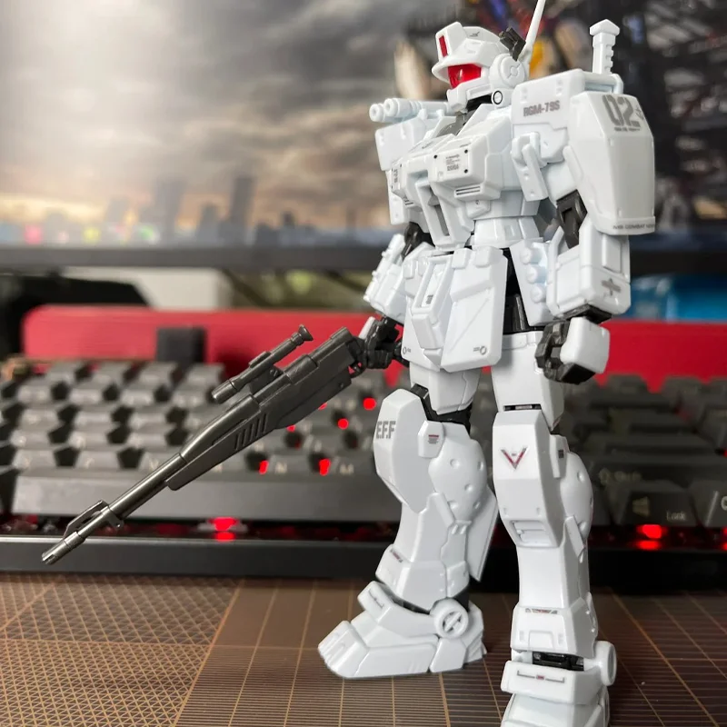 XFS HG 1/144 Zestaw modelarski GTO RGM-79S GM Spartan Cold Districts Typ z dwoma kolorowymi figurkami Robot Plastikowy model zabawki