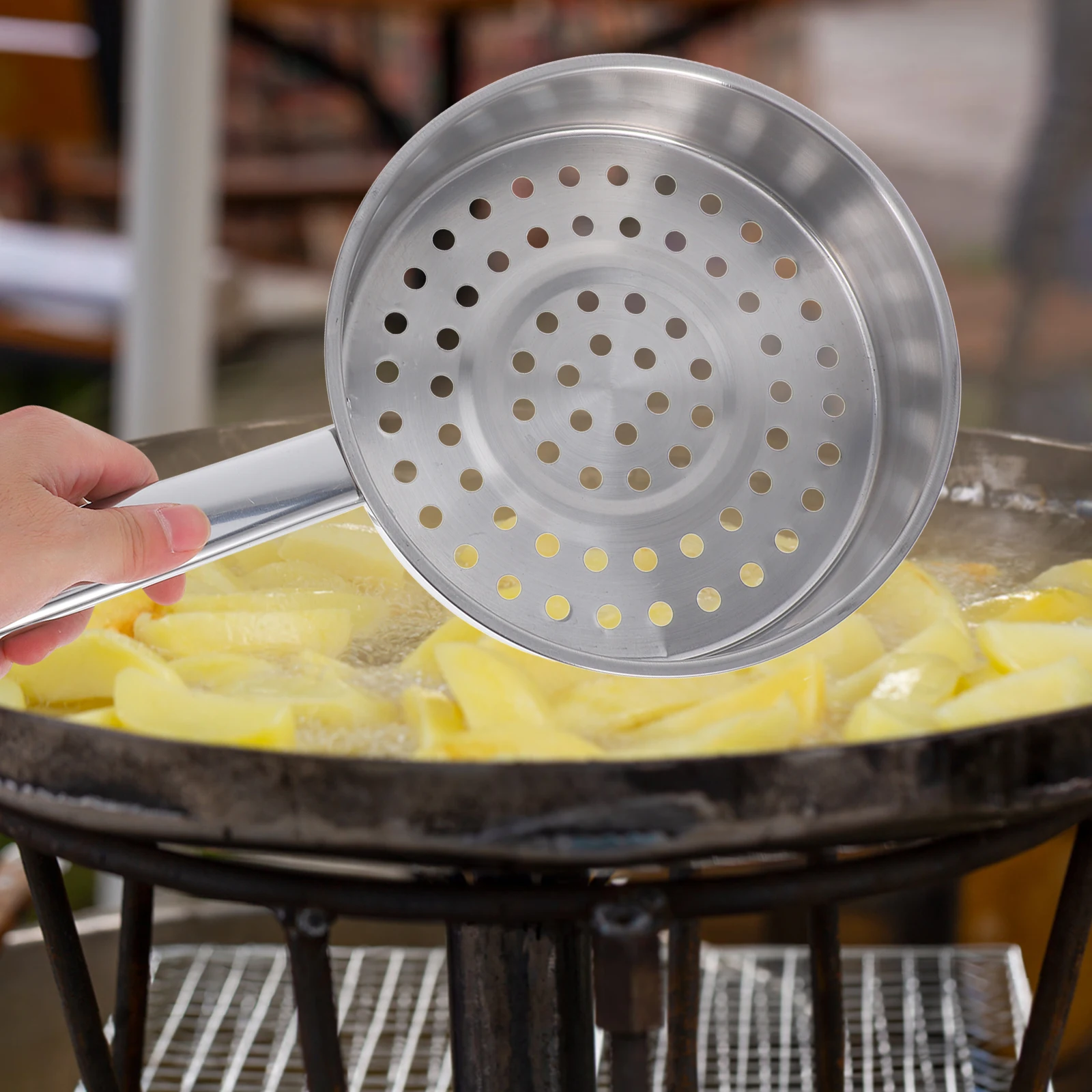 

Stainless Steel Slotted Spoon Large Hole Flat Bottom Strainer for Chilled Shrimp Hot Pot Food Quick Oil Water Drainage Grease
