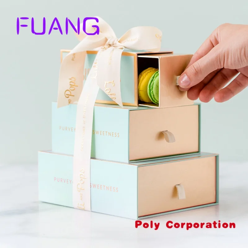 Custom  Cheap Custom Eco-friendly Paper Candy Macaron Gift Box Packaging With Ribbon Chocolate Cake Boxes Packaging With Clear W