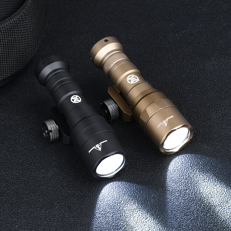 Wadsn Tactical M300 Flashlight Mini Airsoft Scout Lights Outdoor Hunting M300C Spotlight With Constant-on Switch Fit 20MM Rail