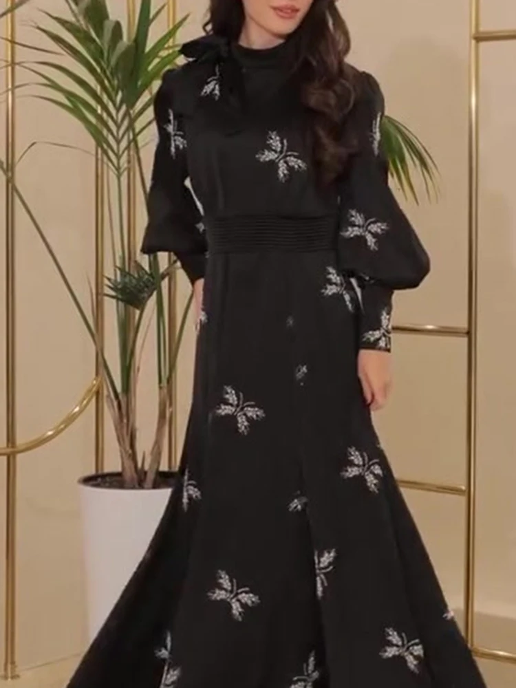 Elegancka sukienka maxi z plisami i nadrukiem, nowa jesienna sukienka bankietowa z wysokim stanem, damska sukienka vintage z długim rękawem typu latarnia, dopasowana satynowa sukienka.