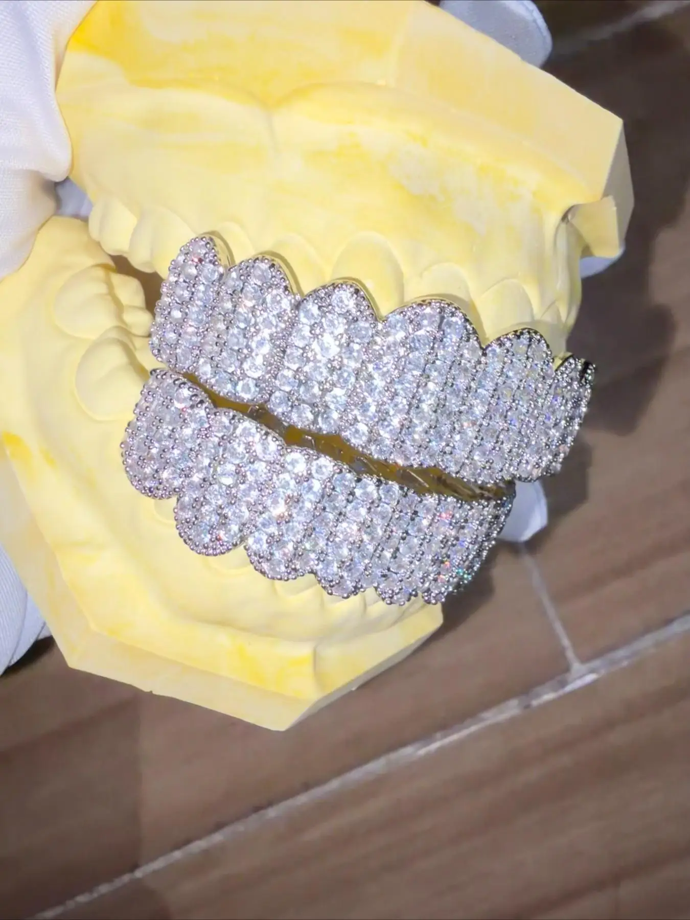 Ali French Rapper Handmade Hot-selling Gold-plated Micro-inlaid Ice-filled Full Diamond ...