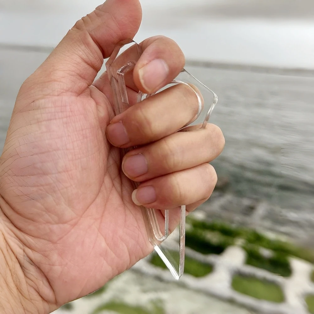 1pcs High-strength Transparent Acrylic PC Material Outdoor Survival Anti-wolf Buckle Handle Self-defense Gadget