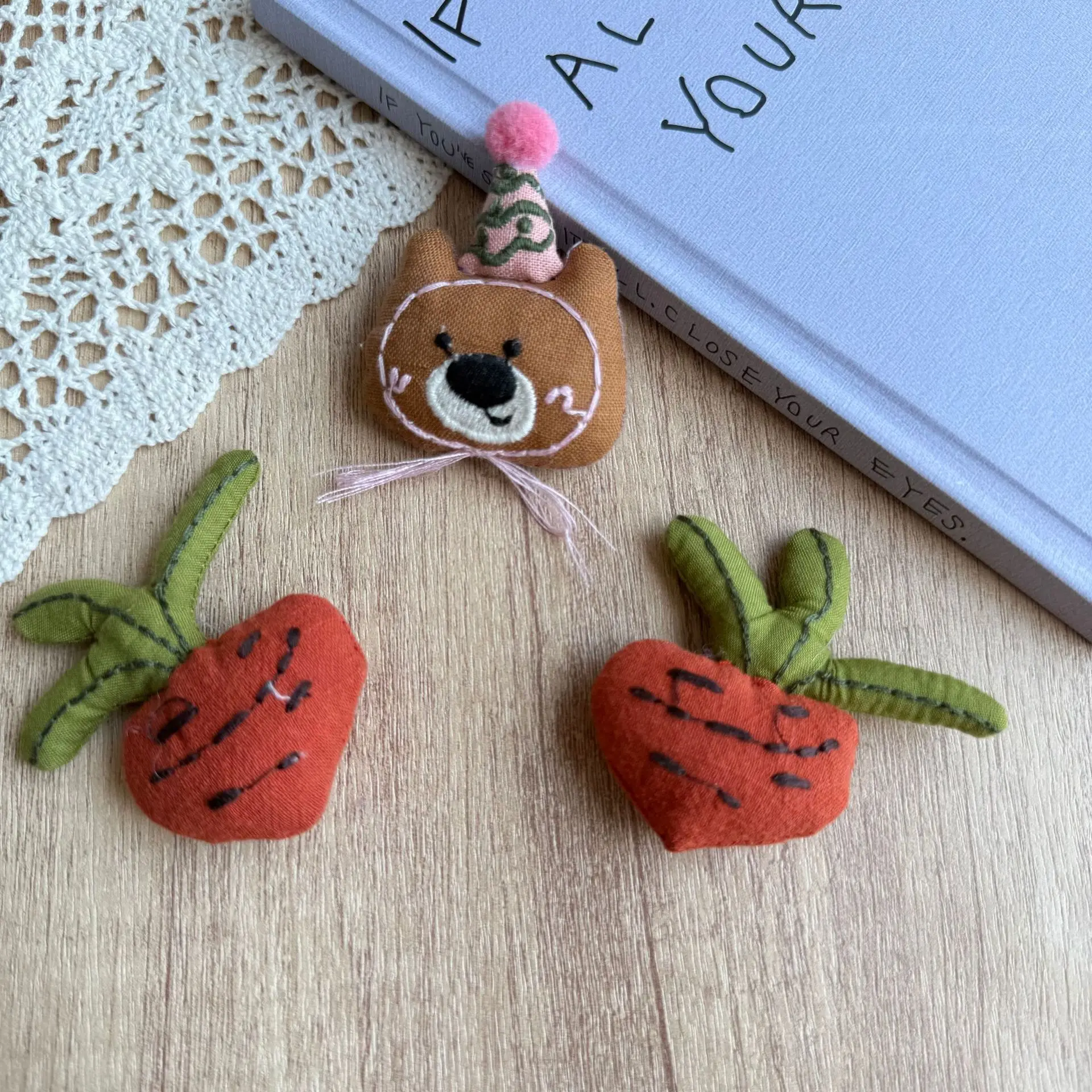 Stuffed Cotton Embroidered Carrot DIY Craft Material Semi Finished for Apparel Footwear Bag Hat Embellishment Versatile  Quality