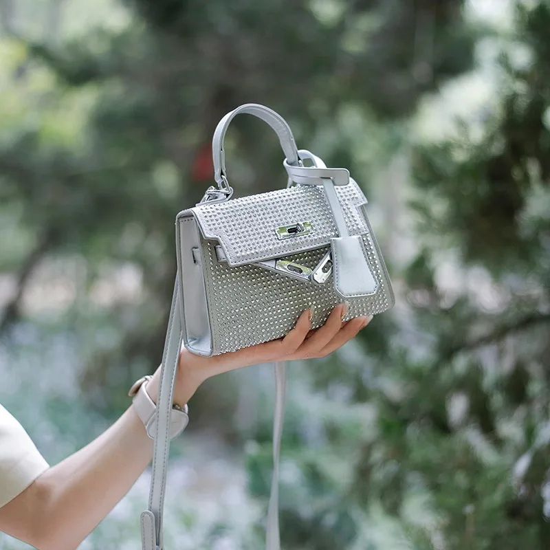 

Famous Designer Elegant Leather Shoulder Bag For Ladies Crossbody Handbag Classic Women's Bag With Tote Feature