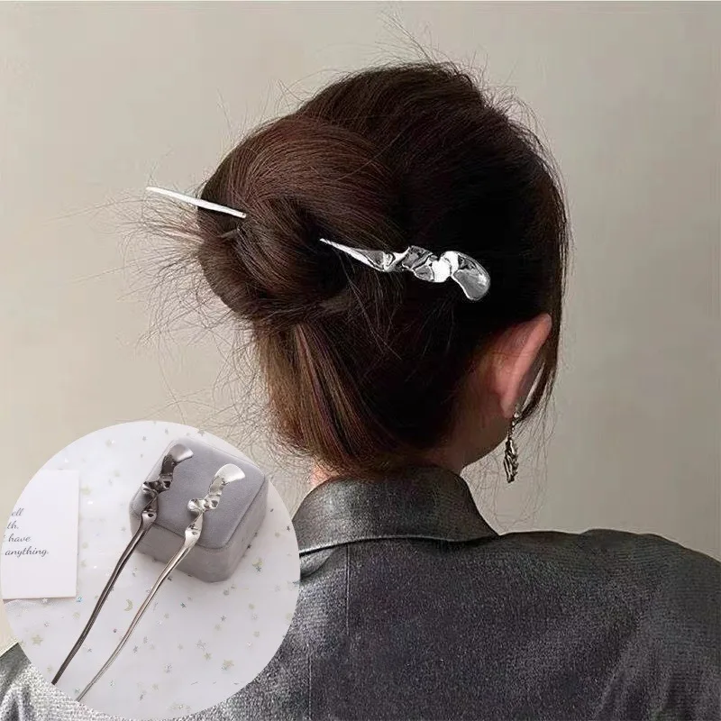 

Chinese Style Metal Hair Sticks High-end Design Temperament Hairpins Women Hair Clip Pin Headwear Wedding Headdress Accessories